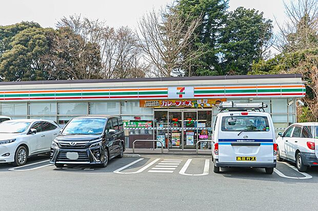 コンビニ 700m セブンイレブン川口安行領家店