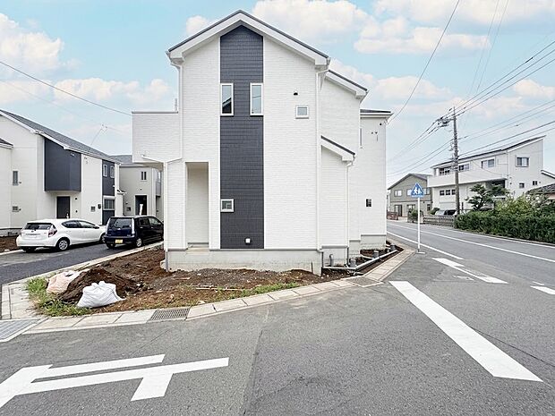 【外観】陽当りや通風性など各所に施された工夫で住みやすさを実現。部屋の大きさや周辺環境・街並など、資料には掲載していない情報が現地にはたくさんございます。是非ご確認下さい。