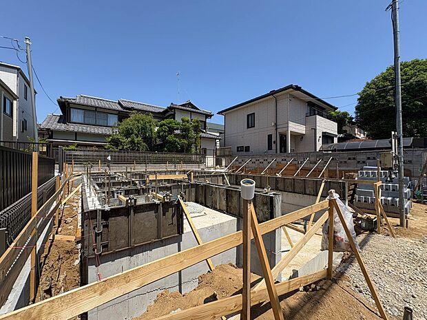 【ひとつ先の住み心地】家族の温かさと陽光の暖かさ、楽しい毎日と明るい未来を予感させる「空間が織り成すひとつ先の住み心地」を演出します。