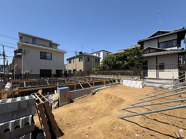 【外観】こちらの物件が少しでも気になるようでしたら、お気軽にお問合せください。人生でいちばん大きなお買い物ですので、ゆっくりご見学ください。ネット上の画像と実際の見学では、リアル感がまるで違…
