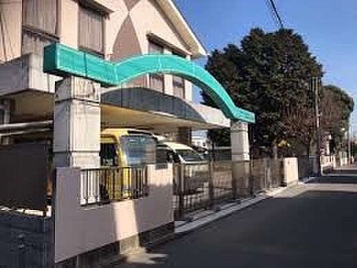幼稚園・保育園 450m 麗愛幼稚園(麗愛幼稚園　徒歩6分)