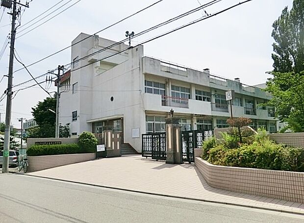 中学校 1300m 大谷口中学校(大谷口中学校(大谷口中学校(昭和50年開校。学校の教育目標は、「かしこく、美しく、たくましく」知育、徳育、体育を拡充した目標になっています。新たな試みとして…