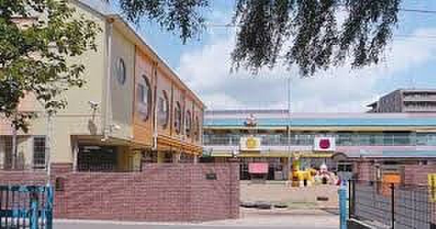 幼稚園・保育園 300m さいたま市立上小保育園(さいたま市立上小保育園 徒歩5分)