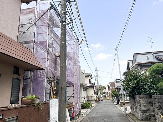 【外観】こちらの物件が少しでも気になるようでしたら、お気軽にお問合せください。人生でいちばん大きなお買い物ですので、ゆっくりご見学ください。ネット上の画像と実際の見学では、リアル感がまるで違…
