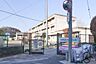 周辺：小学校 1300m 上尾市立上平小学校