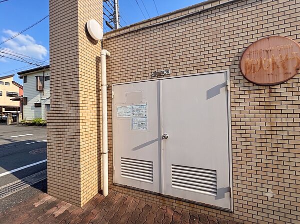 【ゴミ置き場】管理体制の整ったゴミ置き場。いつでも清潔で、ストレスフリーな暮らしをサポート。