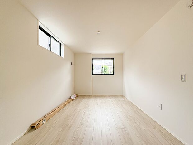 1号棟【洋室帖】充実した生活は伸びやかな居室空間から始まります。快適に・伸びやかに。心の潤いを求める方々へ。