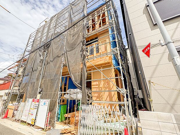 4号棟【外観】陽当りや通風性など各所に施された工夫で住みやすさを実現。部屋の大きさや周辺環境・街並など、資料には掲載していない情報が現地にはたくさんございます。是非ご確認下さい。