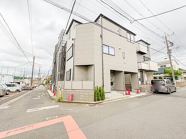 5号棟【前面道路6Ｍ】車の通行が少ないので、静かな住環境を維持することができます。