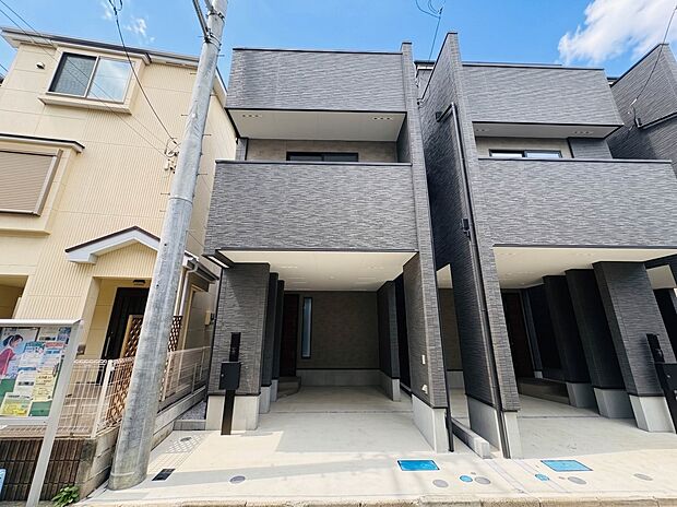 【外観】家族の温かさと陽光の暖かさ、楽しい毎日と明るい未来を予感させる「空間が織り成すひとつ先の住み心地」を演出します。