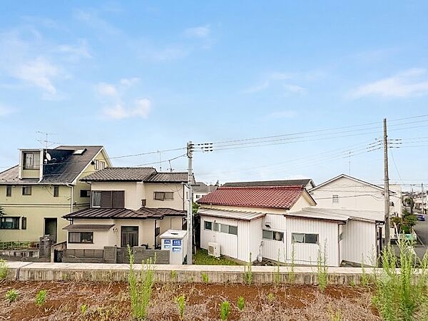 【外観】家の良し悪しだけでなく周辺環境も重要なポイント。