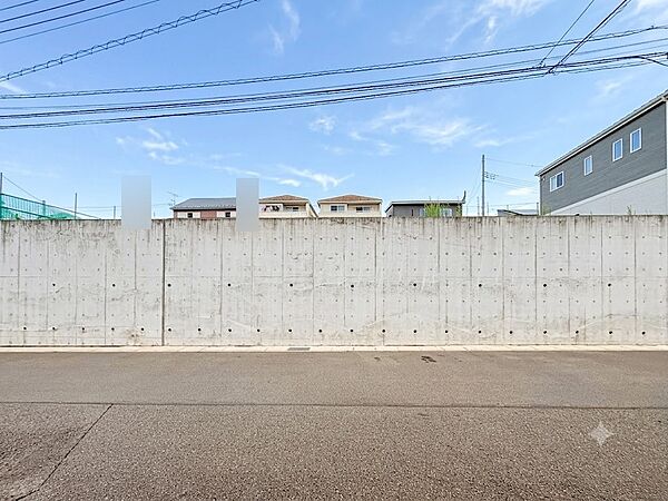 【現地】ハウスメーカー、工務店はお好きなものを選択出来ます。