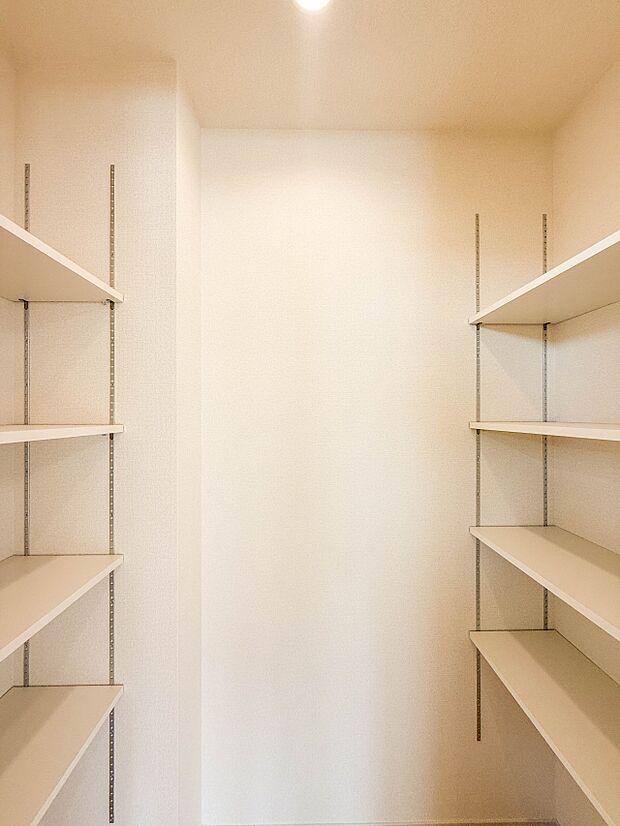 2号棟【眺望】眺望や窓からの景色が良いと、家で過ごす時間も快適です。