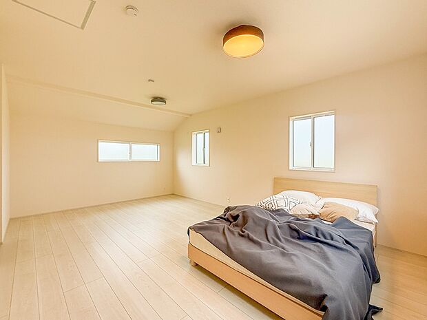1号棟【洋室12.0帖】充実した生活は伸びやかな居室空間から始まります。快適に・伸びやかに。心の潤いを求める方々へ。