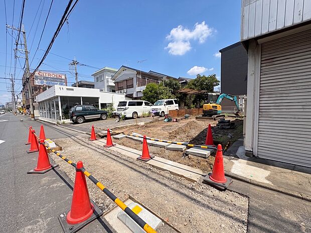 【前面道路】家の良し悪しだけでなく周辺環境も重要なポイント。