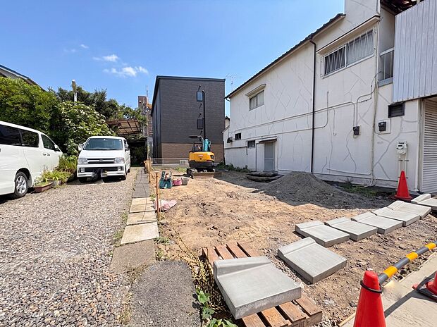 【外観】こちらの物件が少しでも気になるようでしたら、お気軽にお問合せください。人生でいちばん大きなお買い物ですので、ゆっくりご見学ください。ネット上の画像と実際の見学では、リアル感がまるで違…