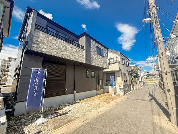 【前面道路4m】車の通行が少ないので、静かな住環境を維持することができます。