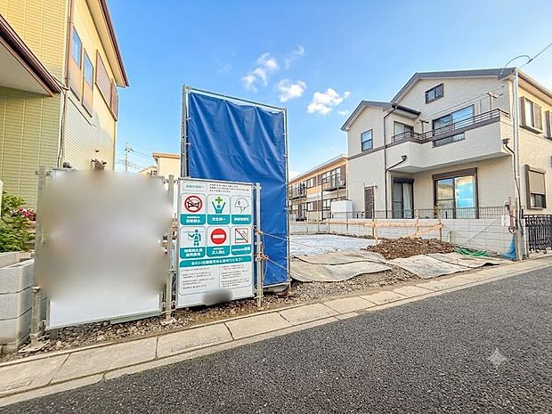 【外観】陽当りや通風性など各所に施された工夫で住みやすさを実現。部屋の大きさや周辺環境・街並など、資料には掲載していない情報が現地にはたくさんございます。是非ご確認下さい。※CGによる青空加…