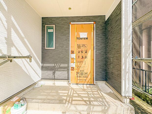 A号棟【玄関】玄関はおうちの顔と言われます。玄関アプローチは、外観デザインの印象を左右します。