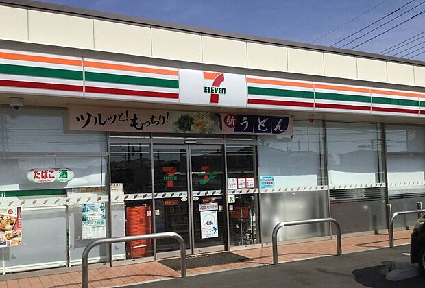 コンビニ 200m セブン-イレブン 東岩槻5丁目店(セブン-イレブン 東岩槻5丁目店まで徒歩約3分)