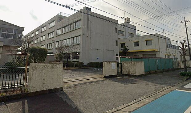 小学校 1500m さいたま市立上里小学校