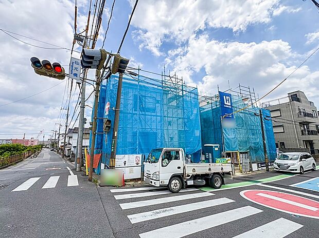 【現地土地写真】ここから始まる「日常」はご家族にとってかけがえのない時間となります。少しでも豊かに、快適に。そんな想いから本邸宅は生まれました。