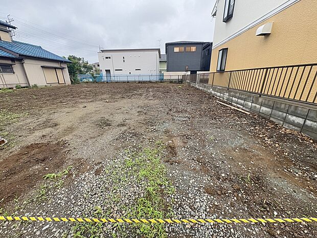 【外観】家族の温かさと陽光の暖かさ、楽しい毎日と明るい未来を予感させる「空間が織り成すひとつ先の住み心地」を演出します。