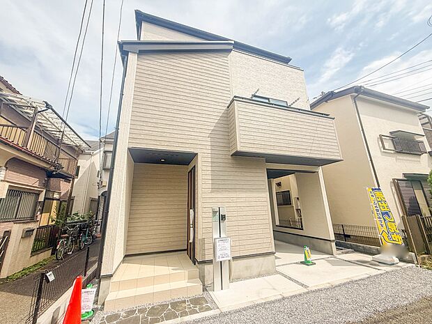 【外観】こちらの物件が少しでも気になるようでしたら、お気軽にお問合せください。人生でいちばん大きなお買い物ですので、ゆっくりご見学ください。ネット上の画像と実際の見学では、リアル感がまるで違…