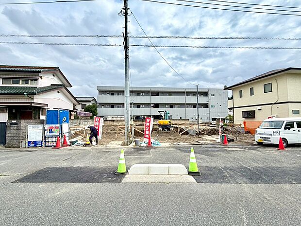 【現地土地写真】周辺環境・街並など、資料には掲載していない情報が現地にはたくさんございます。是非現地をご確認下さい。