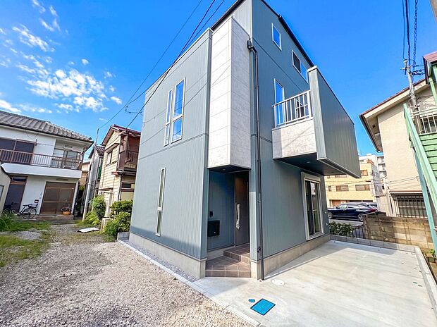 【外観】陽当りや通風性など各所に施された工夫で住みやすさを実現。部屋の大きさや周辺環境・街並など、資料には掲載していない情報が現地にはたくさんございます。是非ご確認下さい。