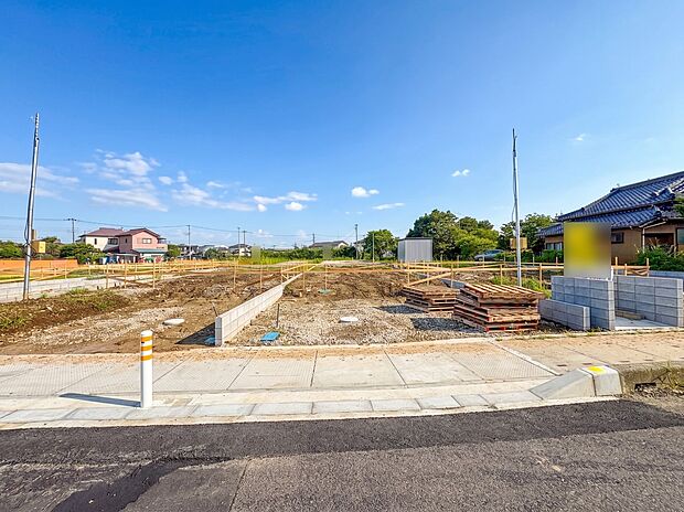 【外観】モデル棟のご案内も可能です。ぜひ、現地と近隣の施工例を御見学ください。