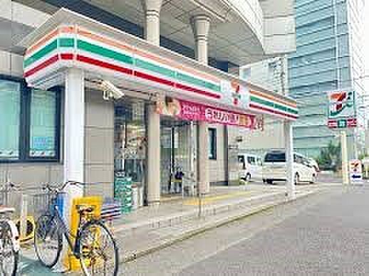コンビニ 450m セブンイレブンさいたま土手町店