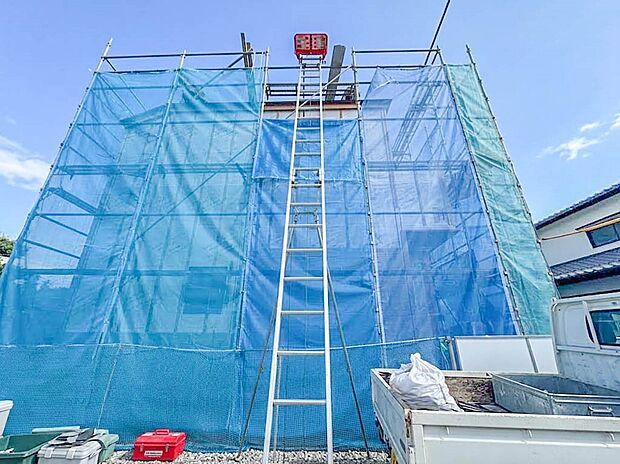 【外観】どこにいても快適に過ごせる住まいは、明るく清潔感あふれる空間。帰るたびにリラックスできる安らぎの場を提供します。