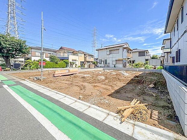 【外観】こちらの物件に少しでもご興味がありましたら、お気軽にお電話下さい。ネット上で「見えない物」「わからない事」でも、実際にご見学いただくことで、手に取るようにおわかりいただけるはずです。…