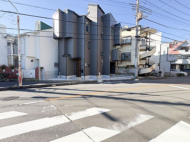 【前面道路】家の良し悪しだけでなく周辺環境も重要なポイント。