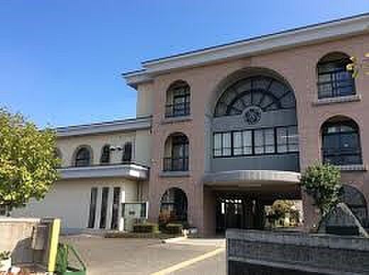 小学校 800m 越谷市立荻島小学校