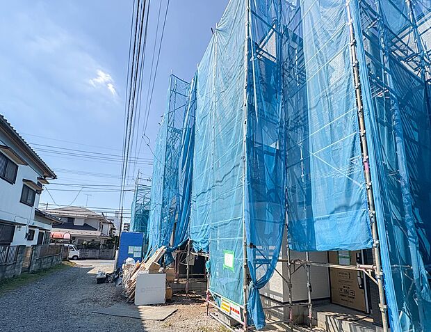 【前面道路】車の通行が少ないので、静かな住環境を維持することができます。