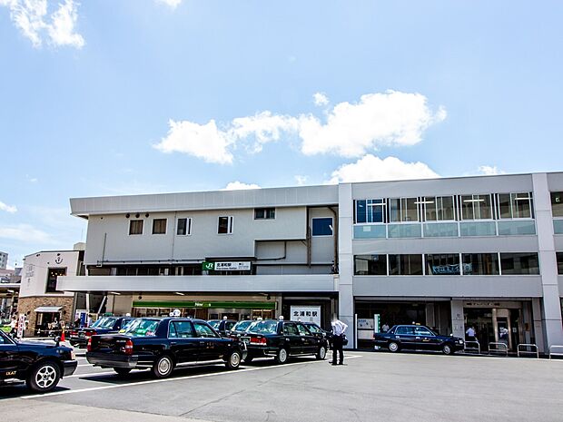 駅 2600m 北浦和駅(北浦和駅(京浜東北線の停車駅です。駅の広いスペースのターミナルからは、教育機関方面、さいたま市立病院方面へ、バスによる運行が繁盛に行われています。交通の重要な中継地…
