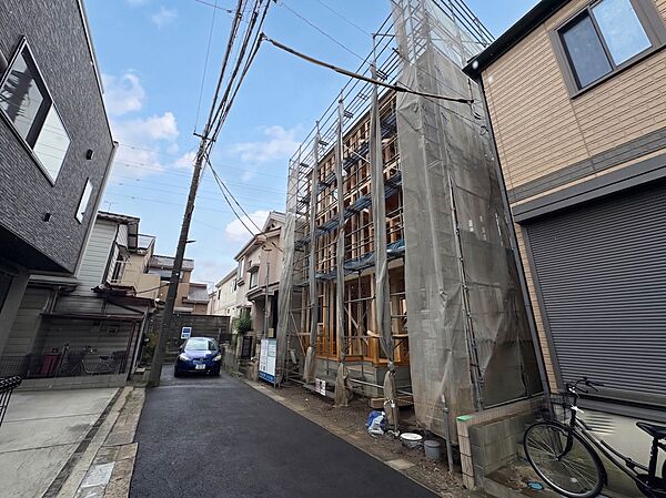 こちらの物件が少しでも気になるようでしたら、お気軽にお問合せください。人生でいちばん大きなお買い物ですので、ゆっくりご見学ください。ネット上の画像と実際の見学では、リアル感がまるで違います。…