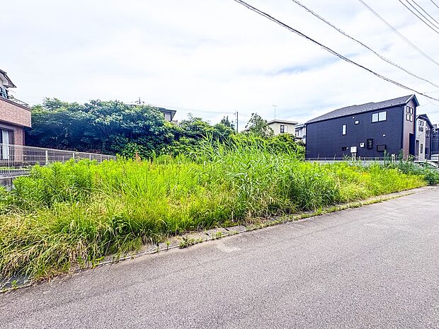 前面道路6.6m】車の通行が少ないので、静かな住環境を維持することができます。
