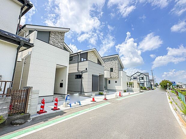 【前面道路6~6.5M】車の通行が少ないので、静かな住環境を維持することができます。