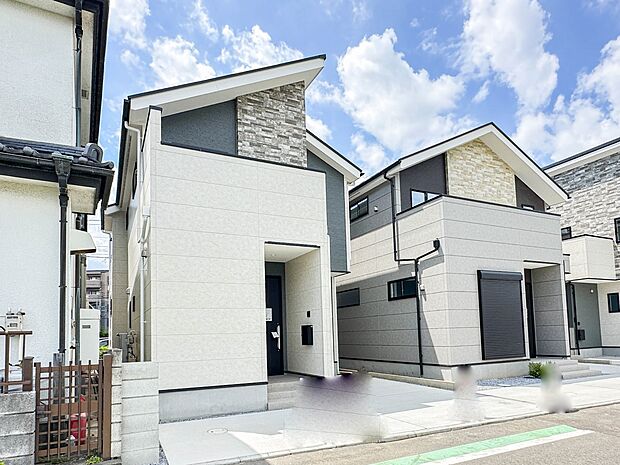 3号棟【外観】家族の温かさと陽光の暖かさ、楽しい毎日と明るい未来を予感させる「空間が織り成すひとつ先の住み心地」を演出します。