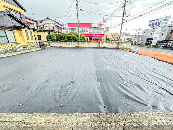 【現地土地写真】ここから始まる「日常」はご家族にとってかけがえのない時間となります。少しでも豊かに、快適に。そんな想いから本邸宅は生まれました。　