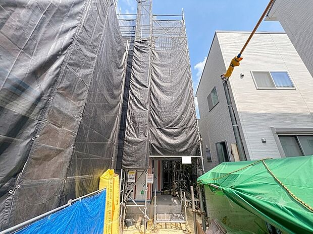 【外観】こちらの物件が少しでも気になるようでしたら、お気軽にお問合せください。人生でいちばん大きなお買い物ですので、ゆっくりご見学ください。ネット上の画像と実際の見学では、リアル感がまるで違…