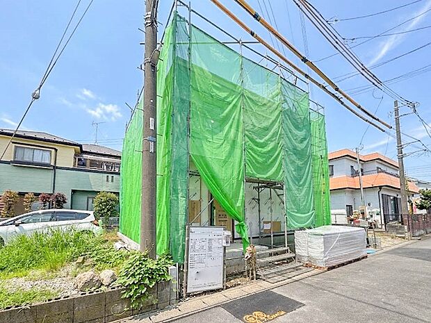 【外観】ここから始まる「日常」はご家族にとってかけがえのない時間となります。少しでも豊かに、快適に。そんな想いから本邸宅は生まれました。