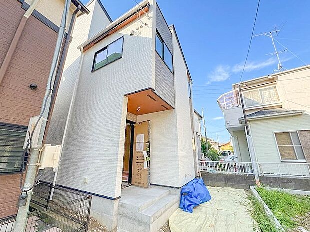 【外観】陽当りや通風性など各所に施された工夫で住みやすさを実現。部屋の大きさや周辺環境・街並など、資料には掲載していない情報が現地にはたくさんございます。是非ご確認下さい。