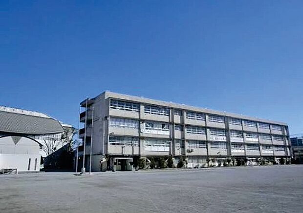中学校 870m 草加市立草加中学校