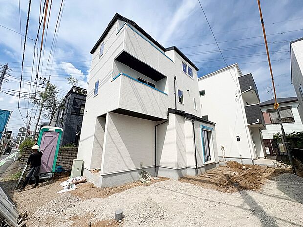 【外観】陽当りや通風性など各所に施された工夫で住みやすさを実現。部屋の大きさや周辺環境・街並など、資料には掲載していない情報が現地にはたくさんございます。是非ご確認下さい。