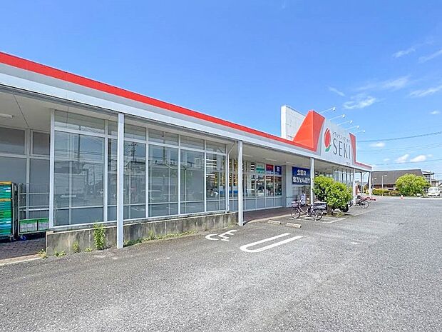 ドラッグストア 750m ドラッグストアセキ清門町店