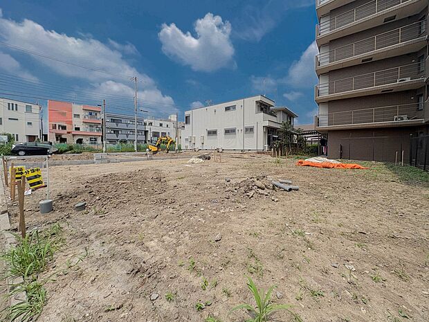 【ぜひ現地をご確認下さい】陽当りや通風性など各所に施された工夫で住みやすさを実現。部屋の大きさや周辺環境・街並など、資料には掲載していない情報が現地にはたくさんございます。是非ご確認下さい。…